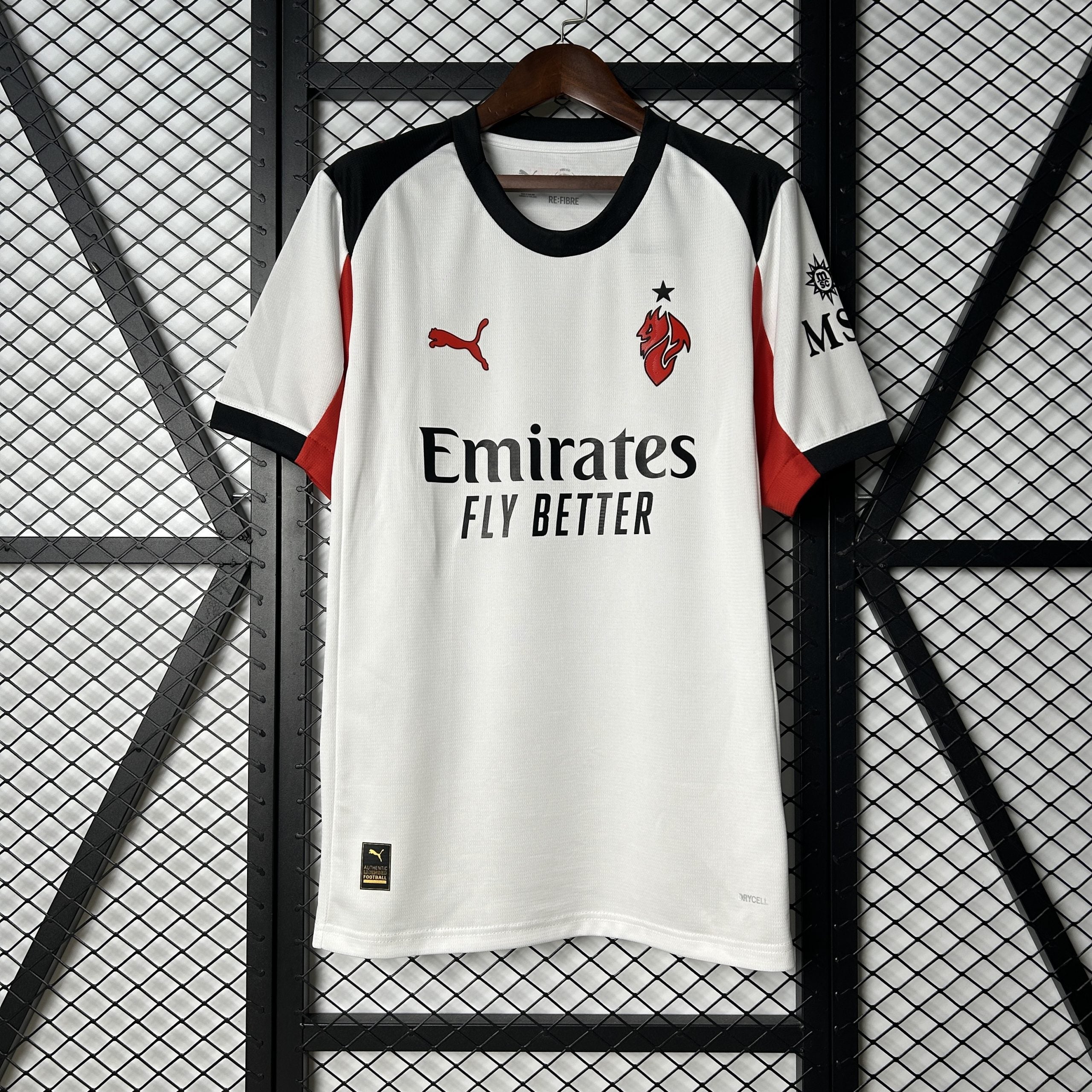 Red devil Acmillan jersey 25-26